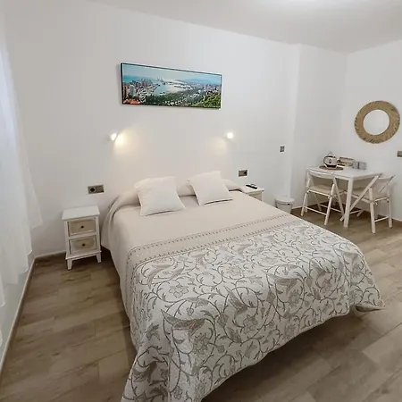Habitacion Independiente Cerca Del Mar Malaga Exterior photo